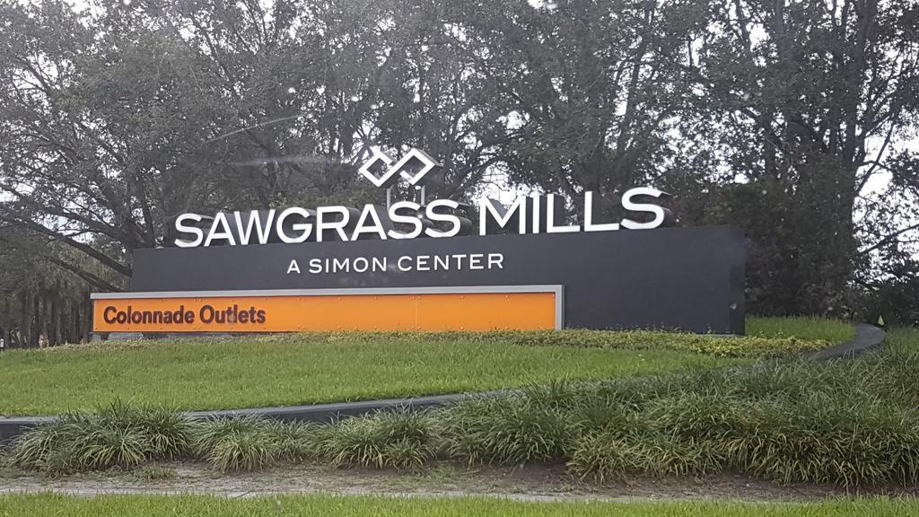 Sawgrass Hotel Sunrise Exterior foto
